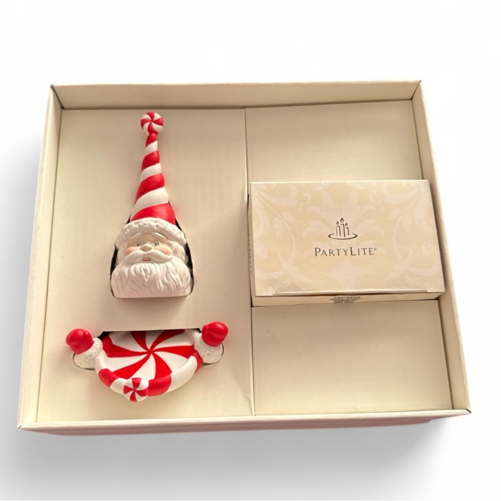 Partylite Ceramic Santa Candle Snuffer Peppermint Bark Tealights NEW